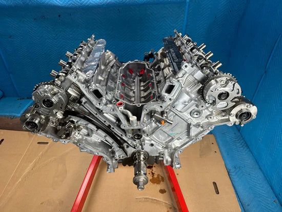 Lexus LX570 Engine Cylinder Block & Heads, Crankshaft, Camshaft